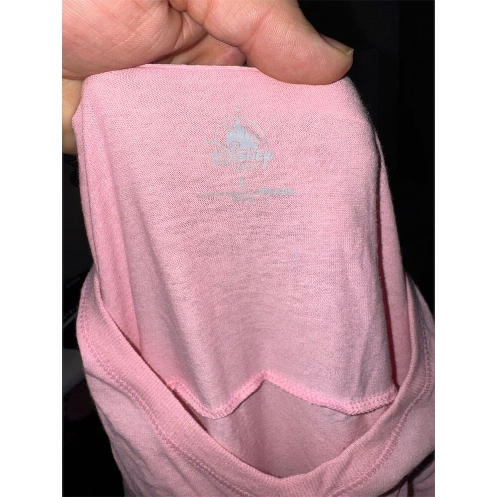 Disney Parks Lady and the Tramp Women's Pink V-Neck T-Shirt Size Large - Picture 3 of 3